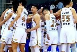 九游会平台NBA季后赛赛程吃紧，辽宁本钢集结日防线松动，球迷炸锅，轮换策略成焦点的简单介绍